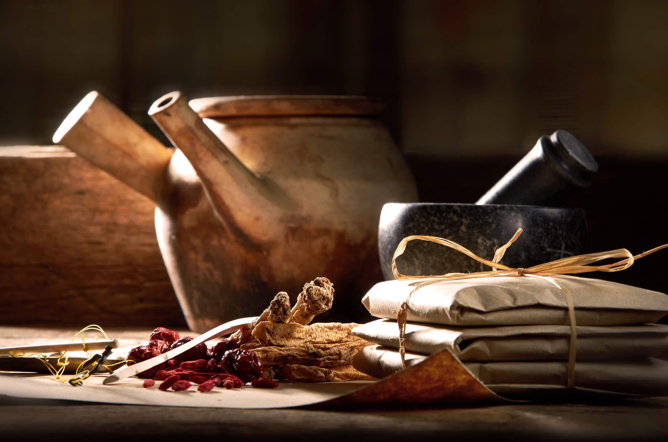 7 Ways Traditional Chinese Medicine Differs from Western Medicine